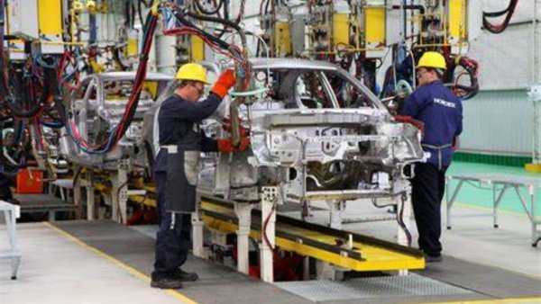 Desafíos en la industria automotriz de Guanajuato: 7 mil vacantes, falta de gente capacitada