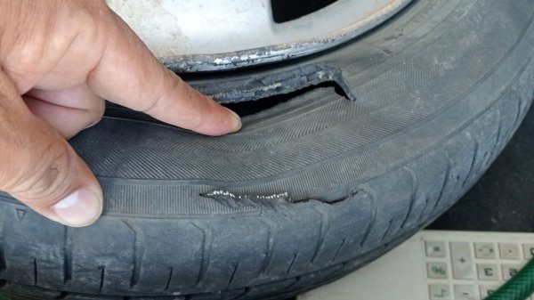 ¡Alerta! Baches en la carretera San Luis-Dolores ponen en riesgo a automovilistas