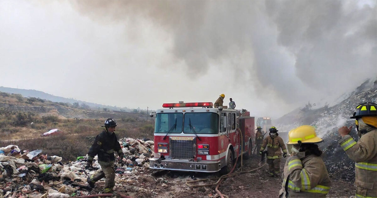 Incendio en tiradero municipal de San Luis de la Paz consume cinco hectáreas 