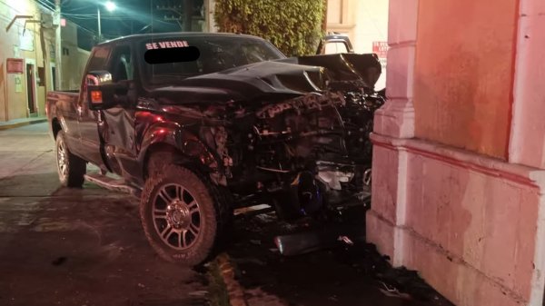 Accidente en San José Iturbide deja a dos personas lesionadas de consideración 