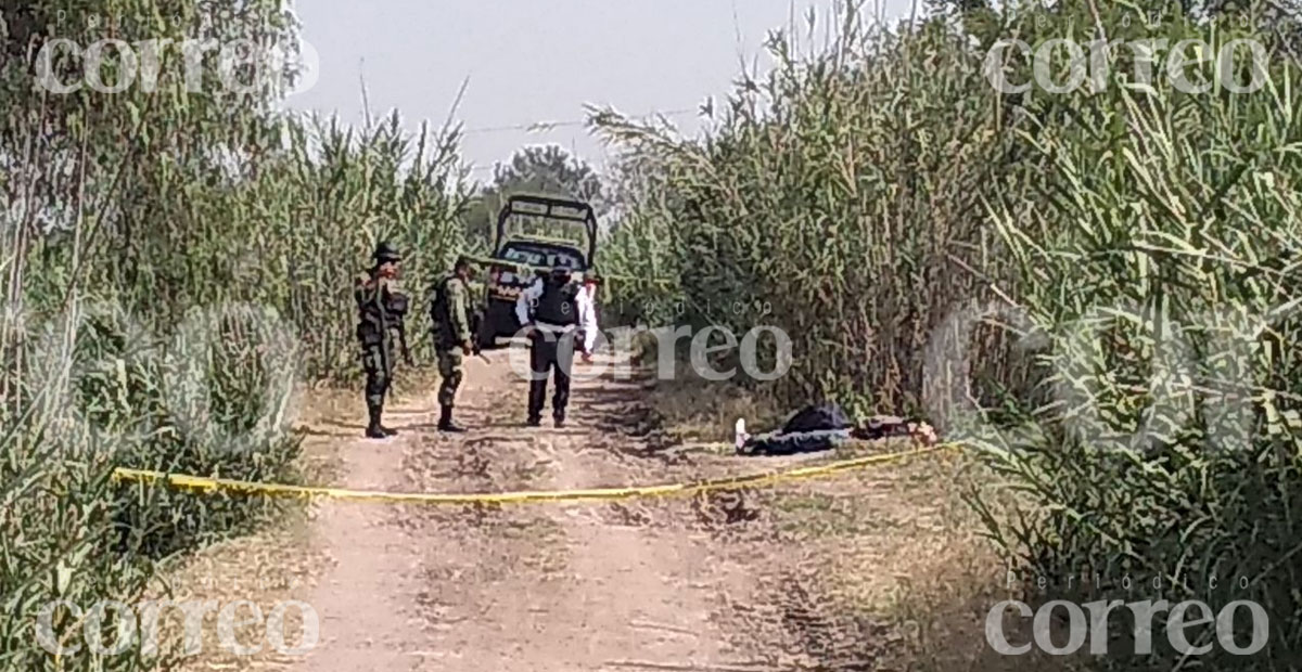 Matan a dos y abandonan cuerpos en camino de terracería