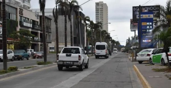 Encuentran cuerpo flotando en las playas de Mazatlán