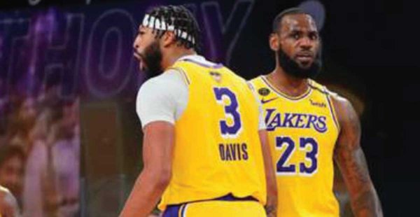 Lakers da el primer golpe en las finales de NBA