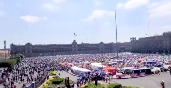 Sigue aquí EN VIVO marcha de FRENAAA en el Zócalo de Ciudad de México