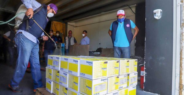 Recibe DIF Estatal más de 832 mil artículos de limpieza, alimentos e higiene, para donar