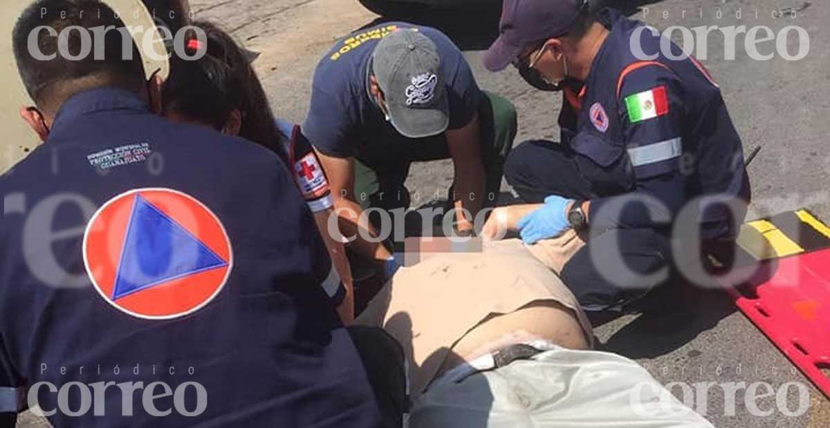 Motociclistas quedan lesionados tras derrapar en Marfil