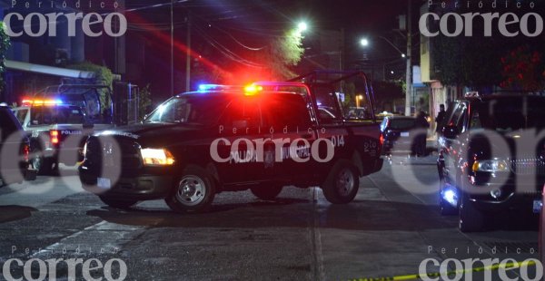 ¡De terror! Grupo armado ataca a balazos una tienda; hay dos muertos