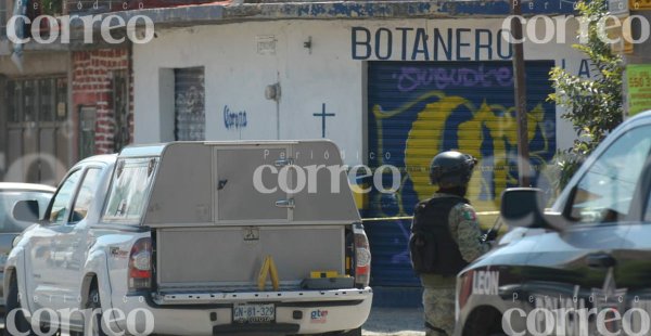 Matan a dos hombres y una mujer dentro de centro botanero