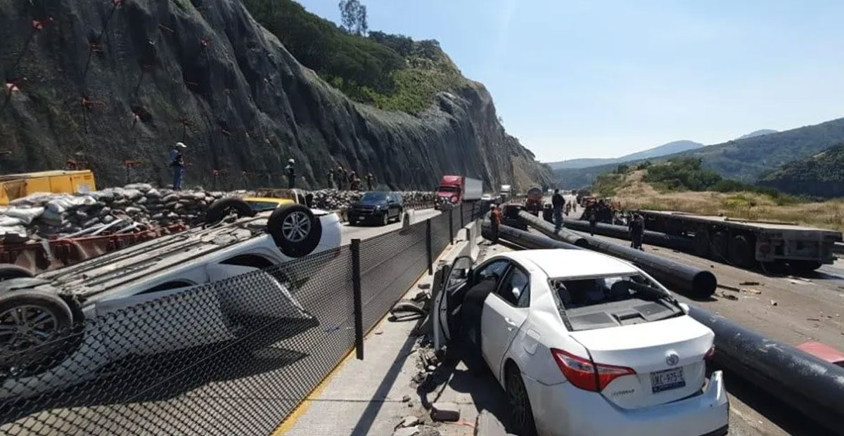 “El Mijis”, Pedro Carrizales sufre fuerte accidente en carretera México-Querétaro