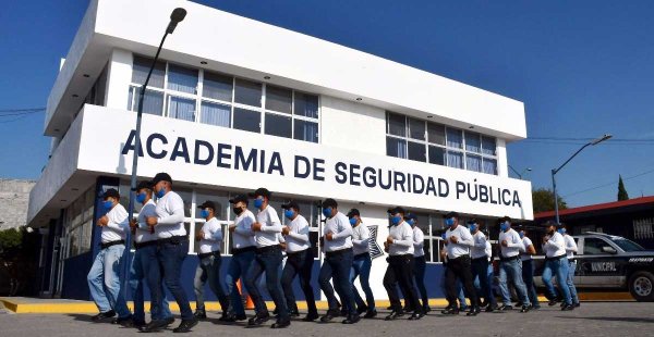 Pasan 145 mujeres y hombres primeros filtros para tratar de ingresar al Curso de Formación Inicial