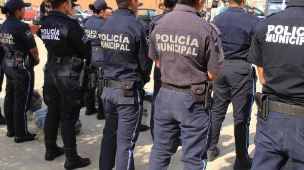 Acusan nuevamente a policías preventivos de robar a capitalinos