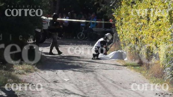 Acribillan a mujer a unos metros de su casa