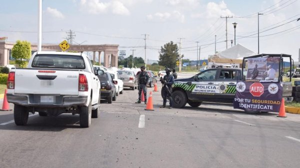 Se colocan puestos de revisión de vehículos y personas, en principales accesos al municipio