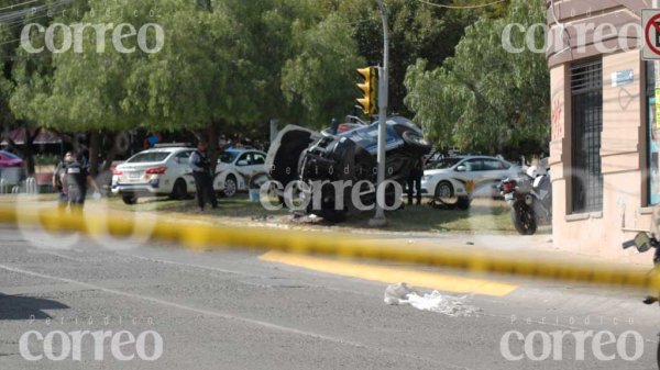 Dan de alta a involucrados en volcadura de patrulla