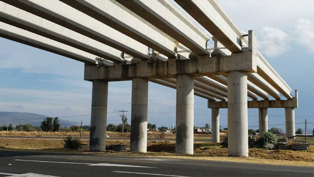 Puentes tienen más de 10 años a medias