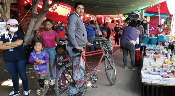 Descuidan en los tianguis medidas de sanidad