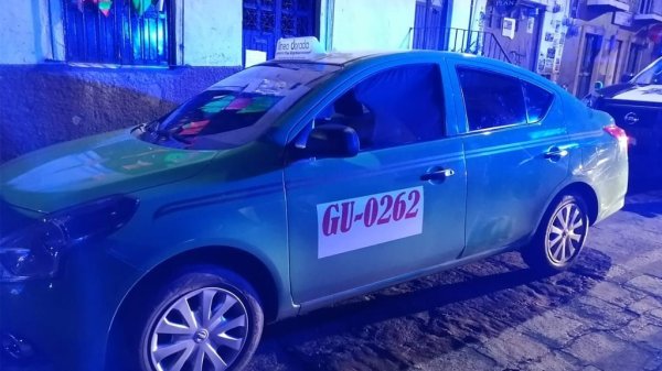 Arrestan a taxista capitalino por posesión de droga