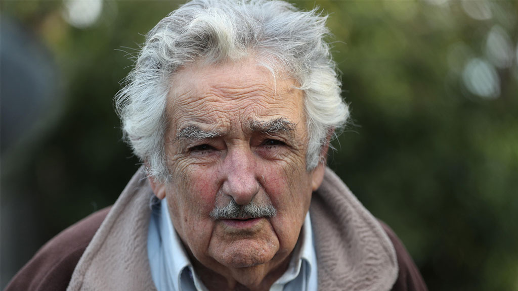 Pepe Mujica, ex presidente de Uruguay se retira del Senado por COVID-19