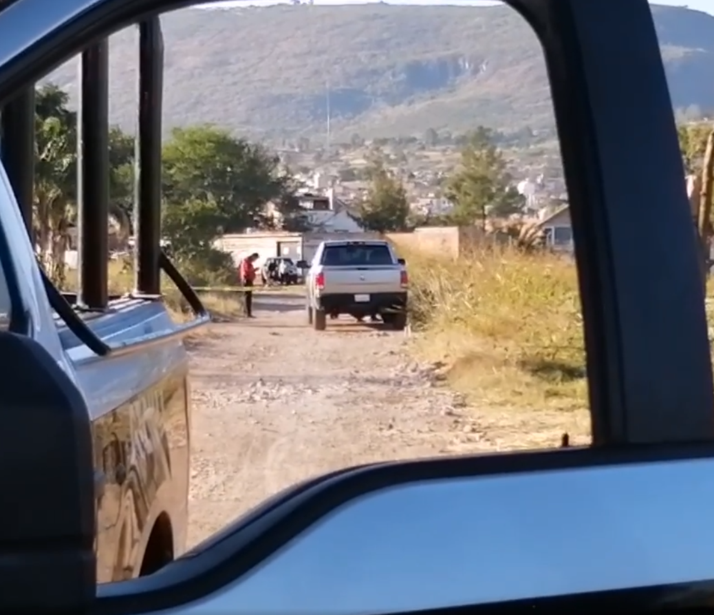 Ejecutan a motociclista en la colonia Nueva Esperanza, a un lado del Río Huascato, en #Pénjamo.