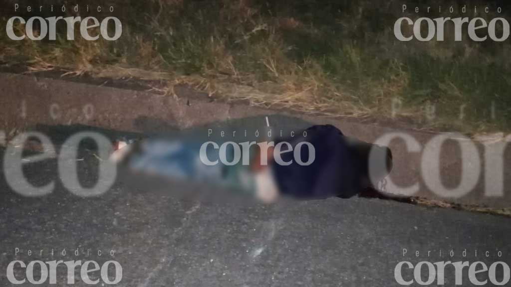 Abandonan cadáver maniatado en la Celaya-Valle de Santiago