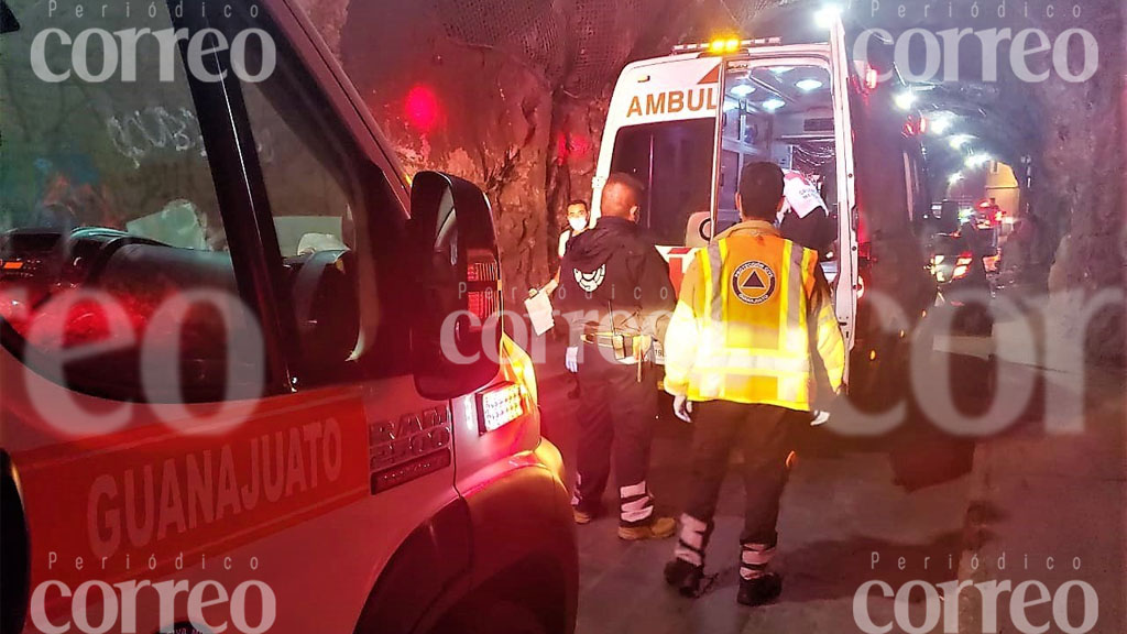 Choque en túnel de Guanajuato deja tres personas lesionadas y daños materiales