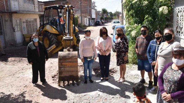 Arrancan obra de pavimentación de la calle Julio, en Salamanca