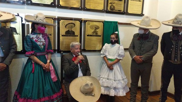 Histórico charro guanajuatense es inducido al Salón de la Fama