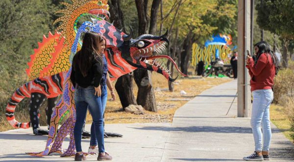 Presentan Alebrijes Monumentales