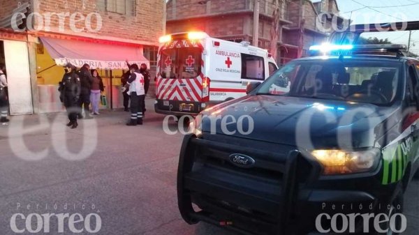 Se resisten a asalto armado en panadería y terminan heridos