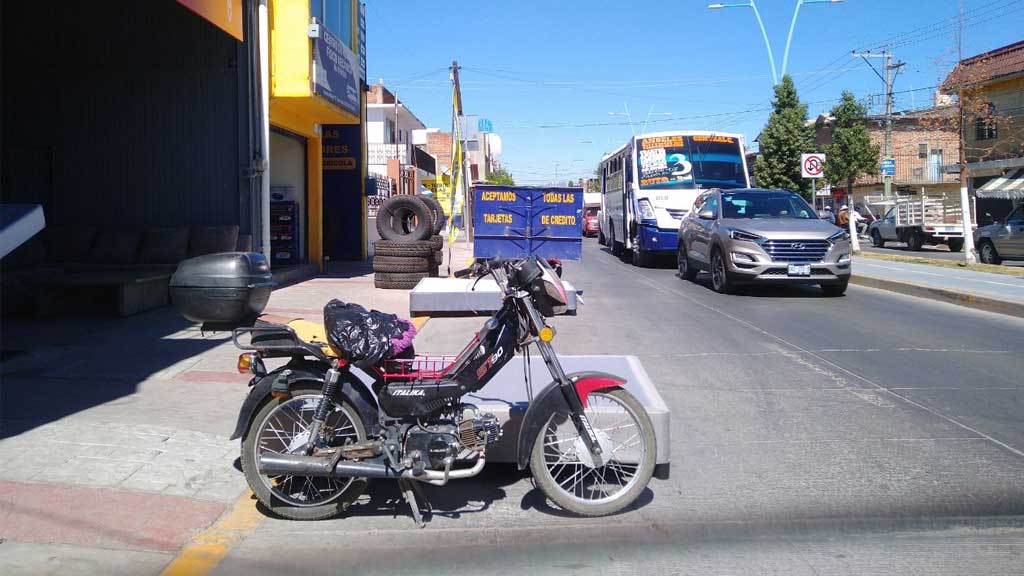 Invaden comerciantes las vialidades de Silao