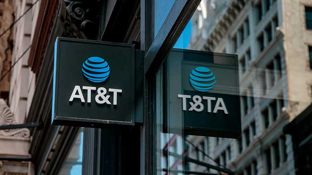 Presenta Profeco demanda contra AT&T por hacer cobros ilegales