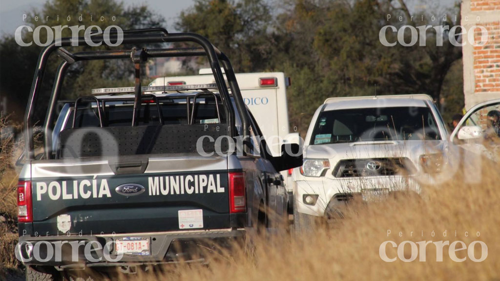 Encontraron el cuerpo de una mujer sin vida en un baldío