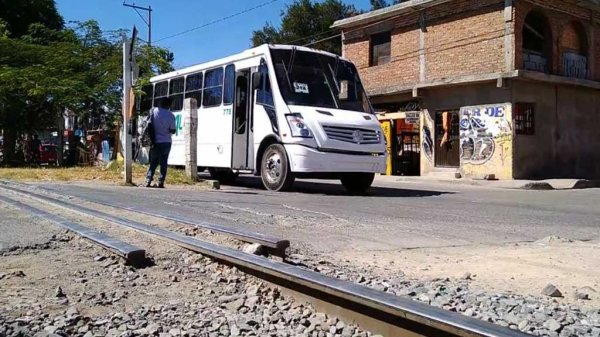 Para terminar obra de puentes en Silao se necesita la participación de Ferromex