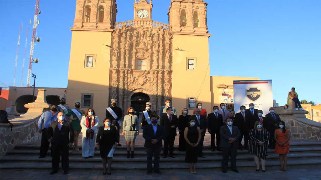 Se hermanan Mazatlán y Dolores Hidalgo para lograr un intercambio, cultural y comercial