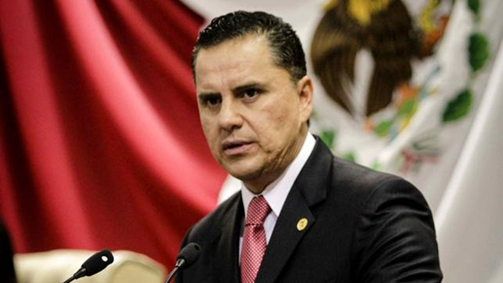 Giran orden de aprehensión contra exgobernador de Nayarit