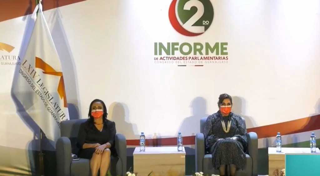 Rinde grupo parlamentario del PRI informe de actividades