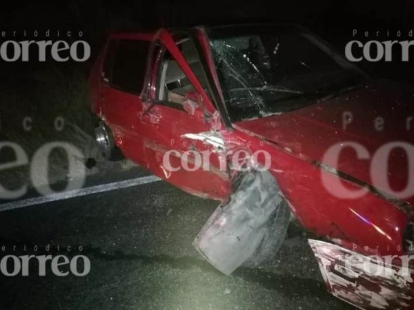 Choque sobre carretera deja a una persona herida