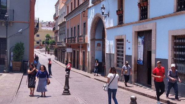 Disminuyen las finanzas de los negocios de hospedaje en la capital