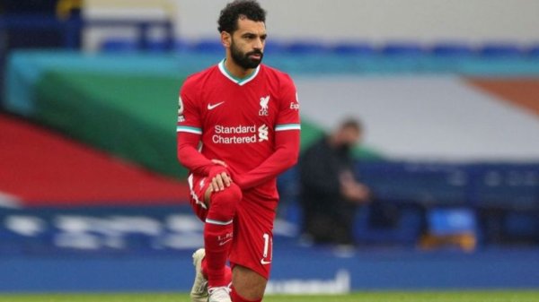 Mohamed Salah de nuevo positivo de Covid