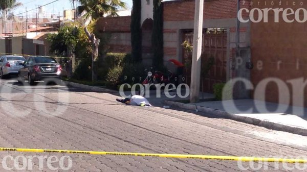 Muere repartidor de una carnecería en Irapuato tras derrapar