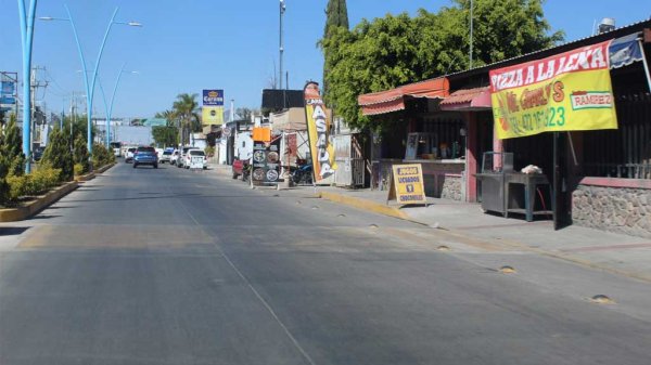 Conductores invaden la ciclovía de Silao poniendo en riesgo a ciudadanos