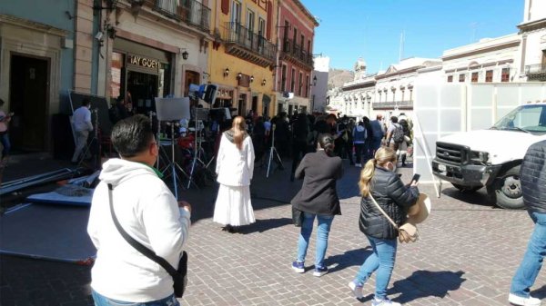 ¿Qué le pasa a mi familia? Dejará al menos 25 mdp de derrama económica en la Capital