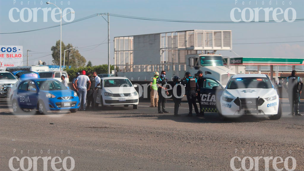 Choque bloquea parcialmente circulación en la Silao-León