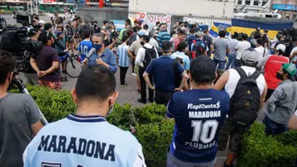 Buenos Aires alerta del “RIESGO EPIDEMIOLÓGICO” por el velatorio de Maradona