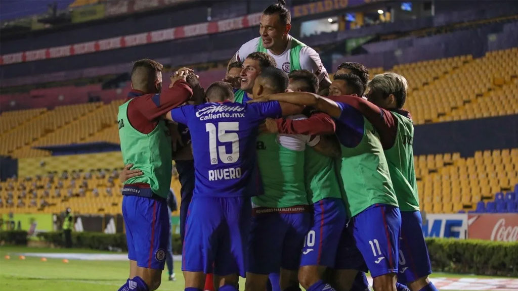 Cruz Azul le gana al Tigres