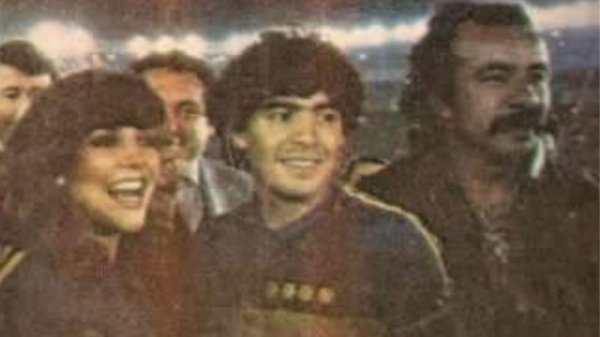 Verónica Castro veía “guapísimo” a Maradona