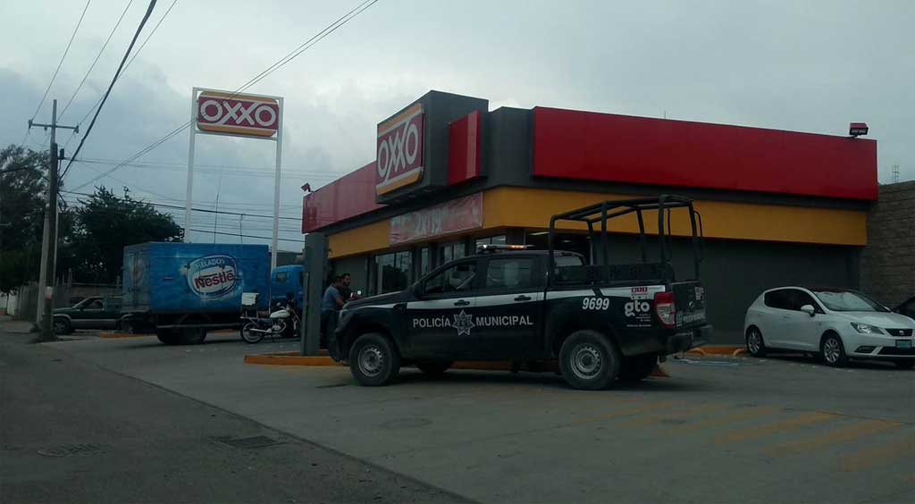 La mayoría de robos en la ciudad ocurren en Oxxos y Farmacias  Guadalajara