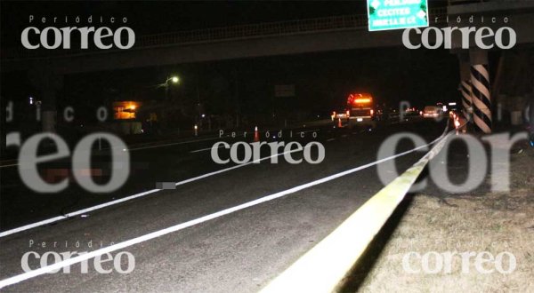 DESTROZAN  a hombre tras ser arrollado en la carretera