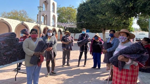 Ponen en marcha campaña “Abrigamos Corazones”