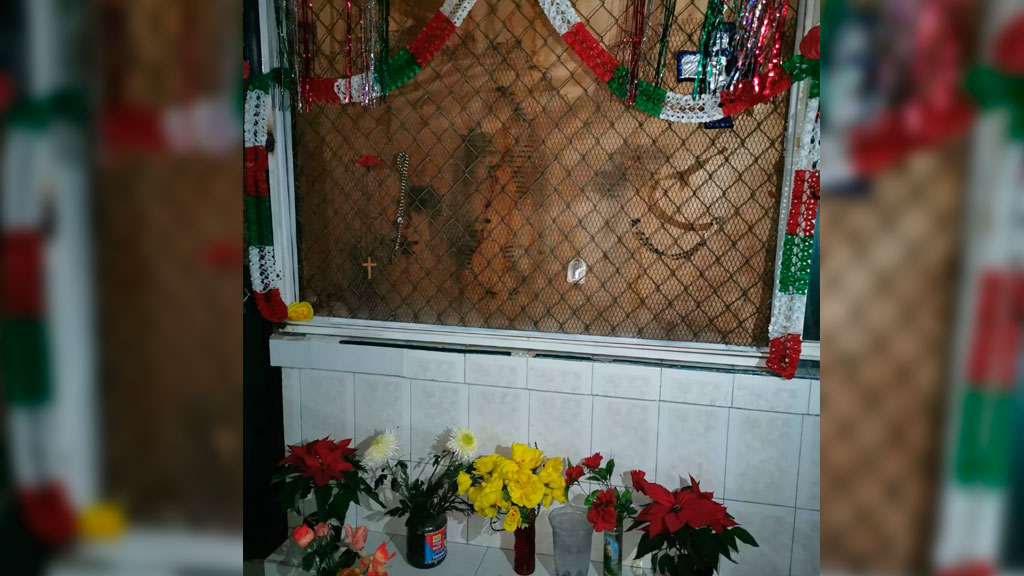 Veneran aparición de la Virgen de Guadalupe en el mercado ‘El Dorado’